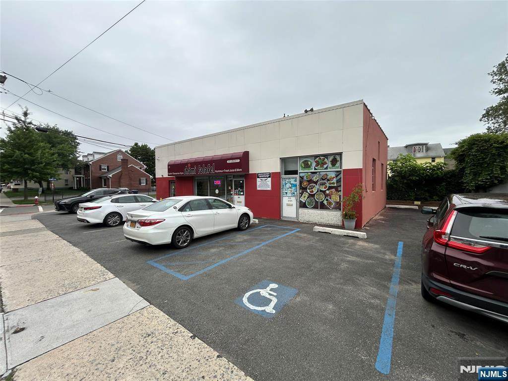 29 State Street - Photo 1