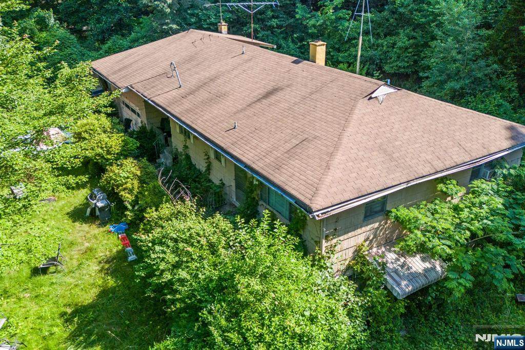 155 Mount Pleasant Avenue - Photo 1