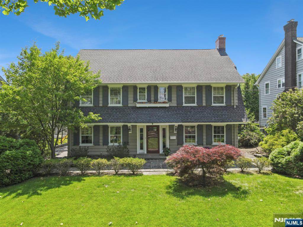 97 Mount Prospect Avenue - Photo 1