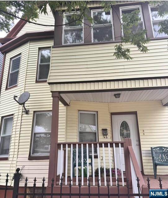 207 Taylor - Photo 1