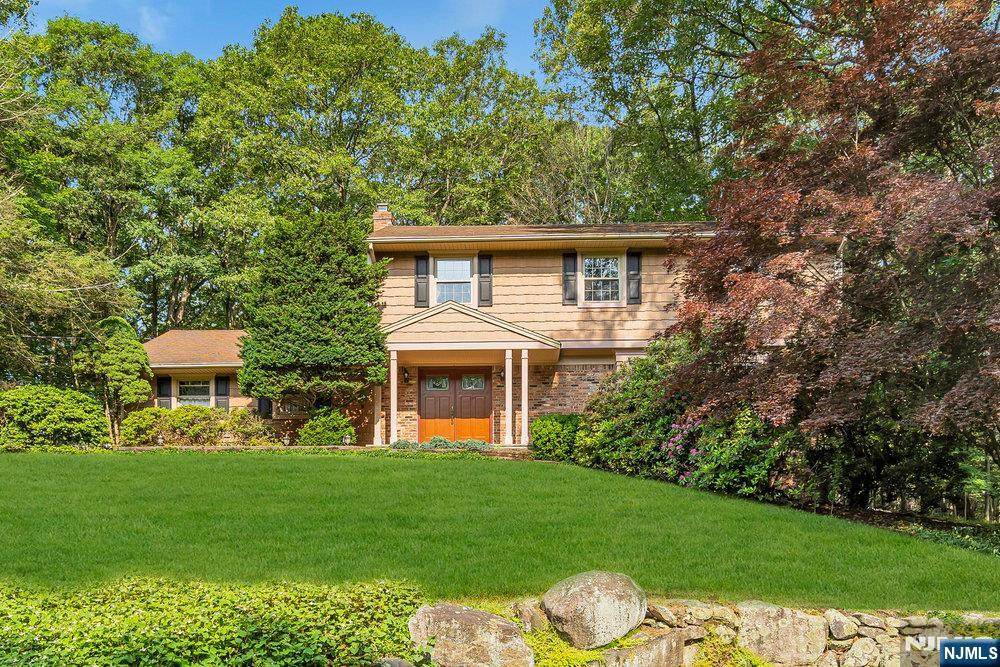 87 Edward Drive - Photo 1