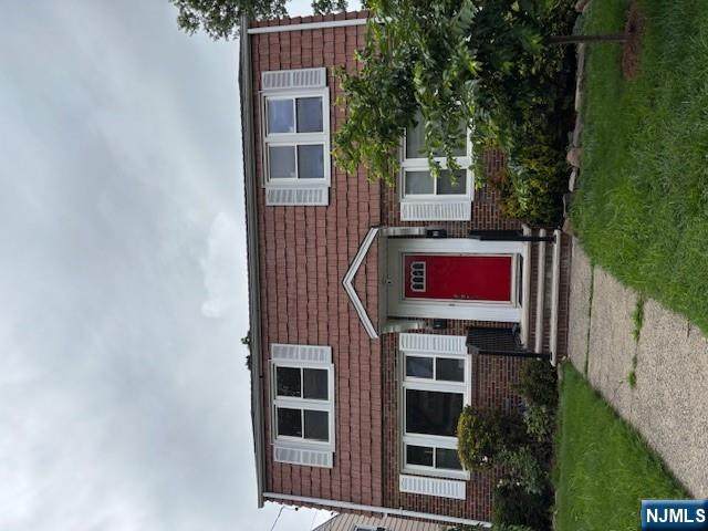 172 Baldwin - Photo 1