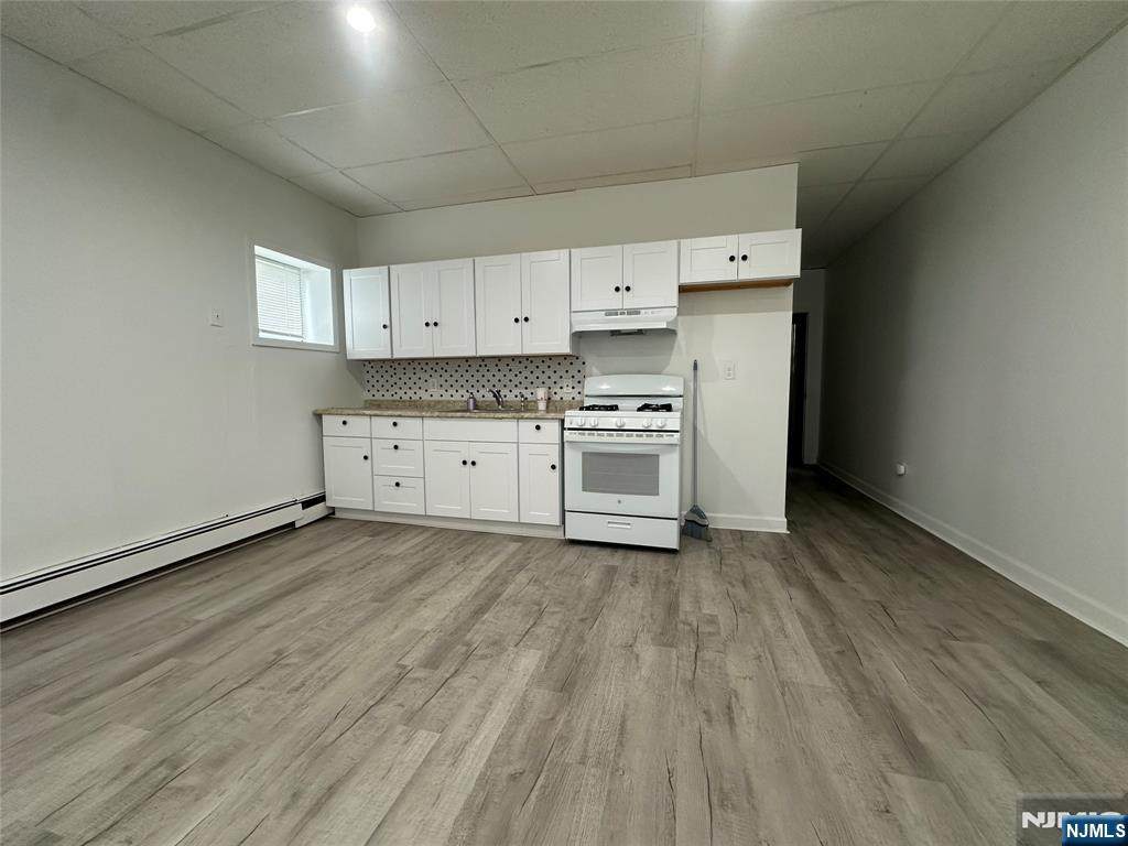 54 Stuyvesant - Photo 1