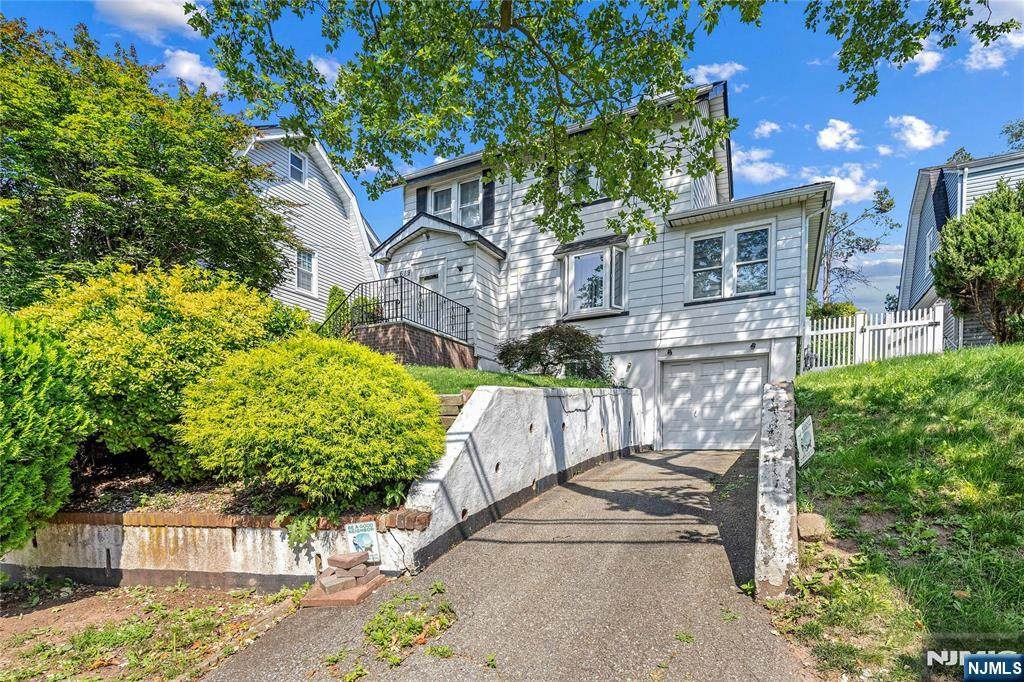 619 Palisade Avenue - Photo 1