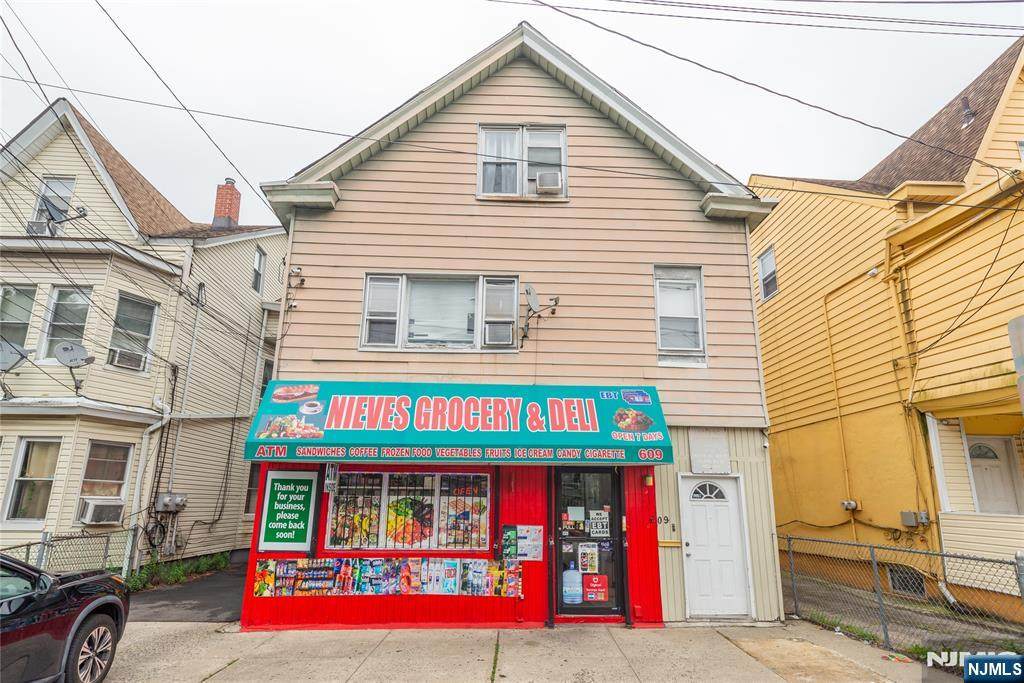 609 Madison - Photo 1