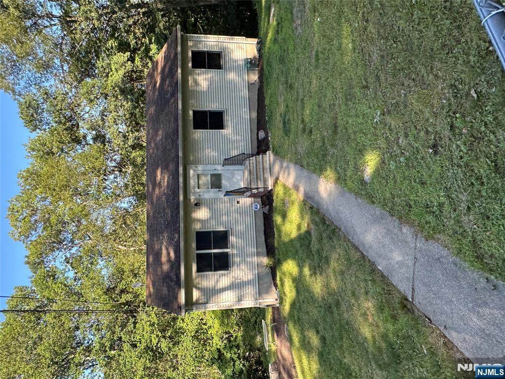 19 Apshawa Cross - Photo 1