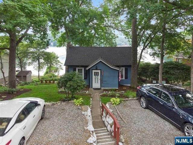 137 Lakeview - Photo 1