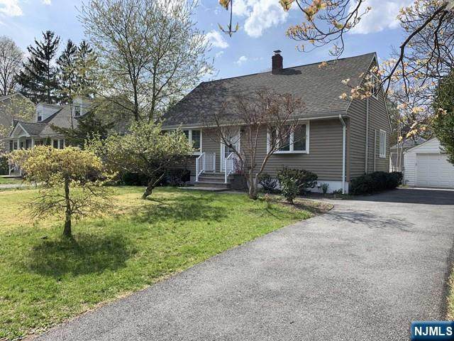 447 Berkshire - Photo 1