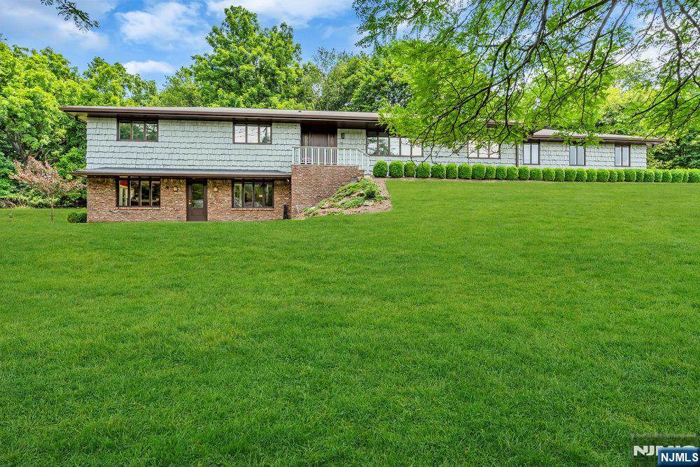 366 Saddle River Road - Photo 1