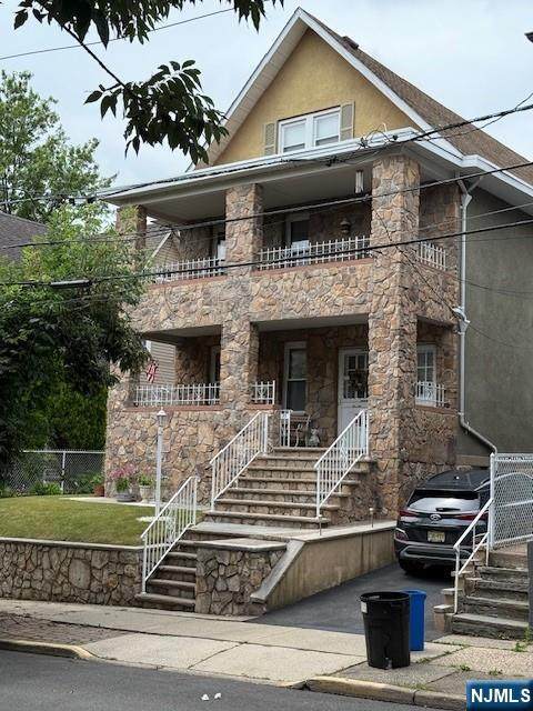 77 Washington - Photo 1
