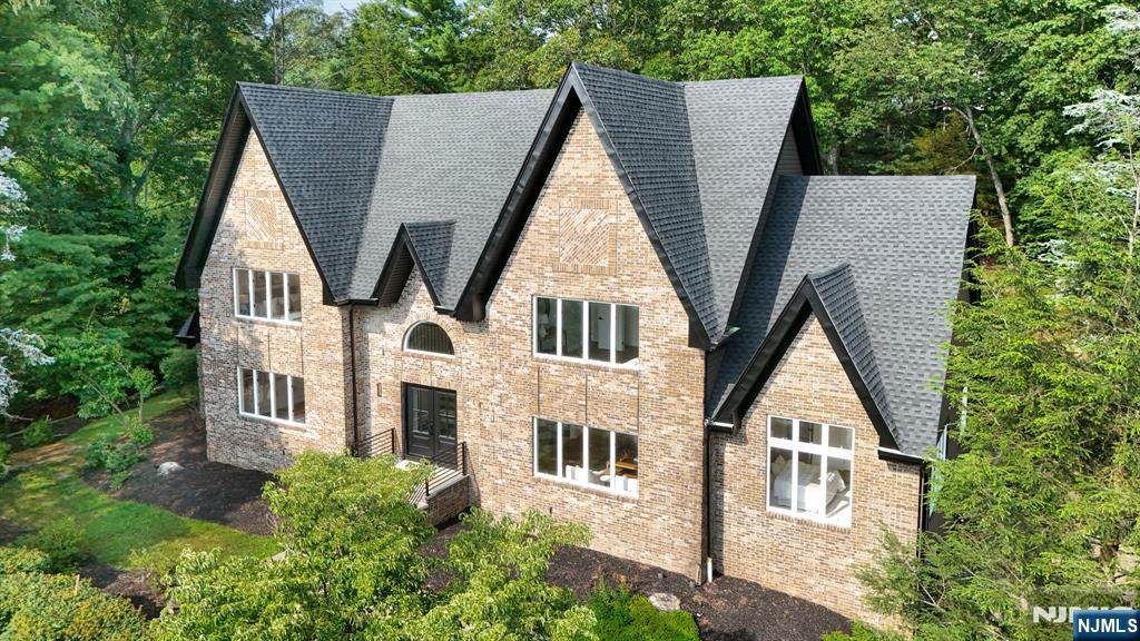 63 Westview Road - Photo 1