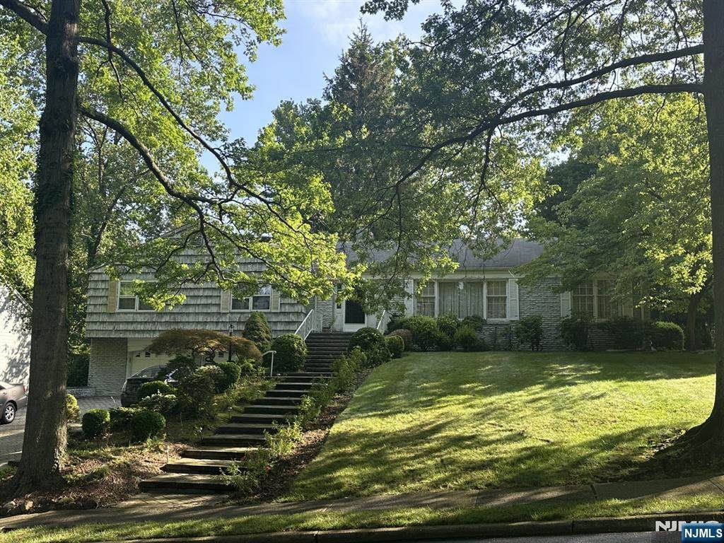 229 Allison Court - Photo 1