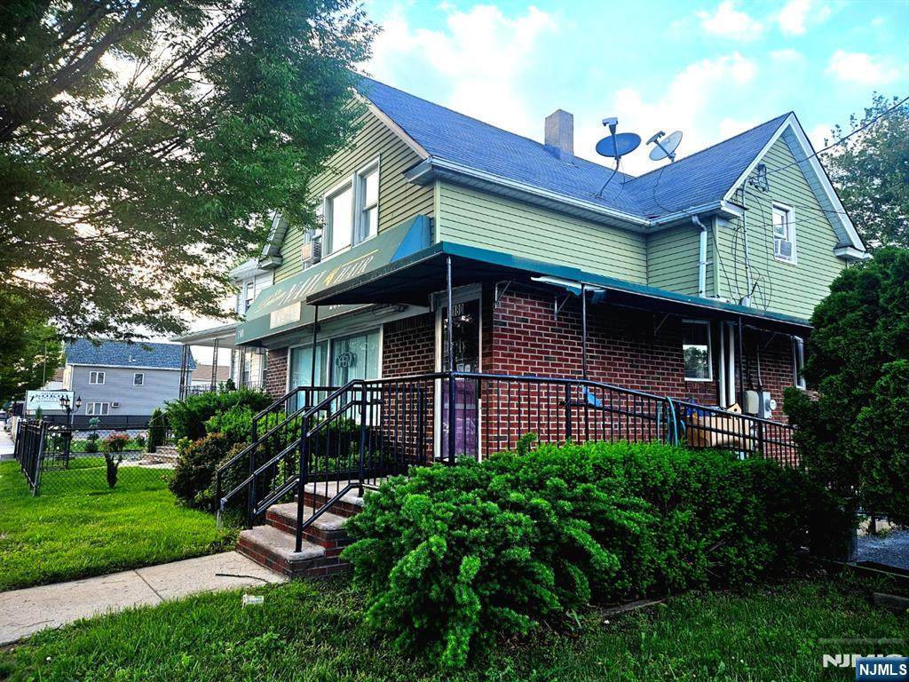 180 Main Street - Photo 1