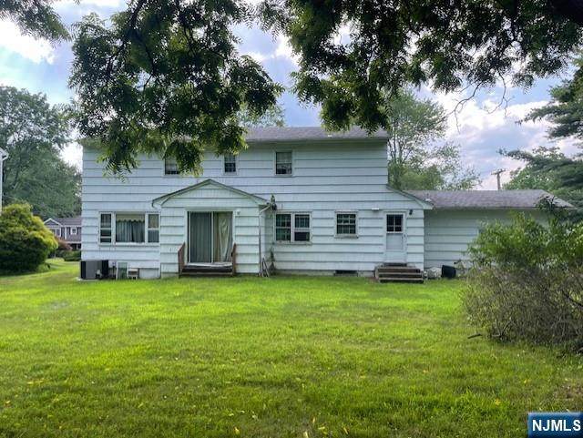 54 Knollwood Drive - Photo 1