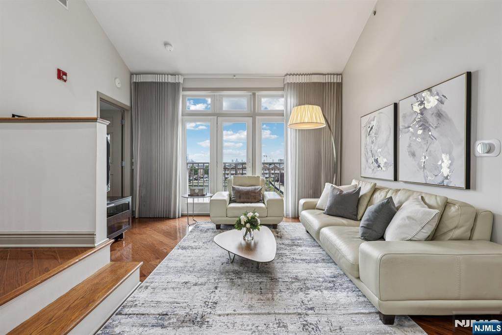 7400 River Road - Photo 1