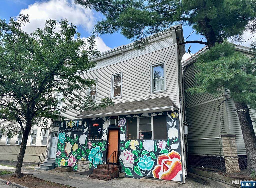 45-47 Parker Avenue - Photo 1