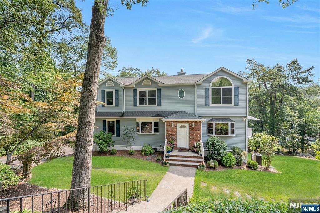 93 Hillside Drive - Photo 1