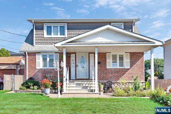 189 Miller Avenue - Photo 1