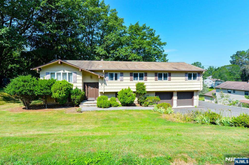 69 Normandy Drive - Photo 1