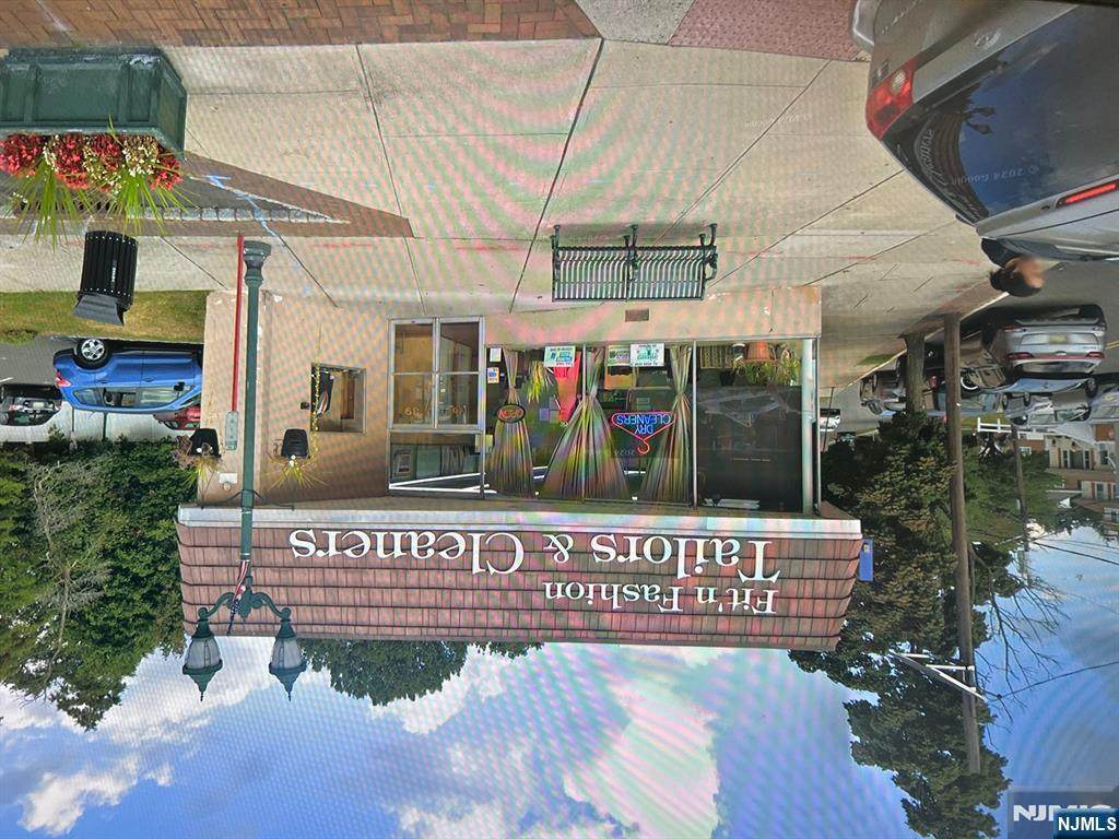 39 Pleasant Avenue - Photo 1