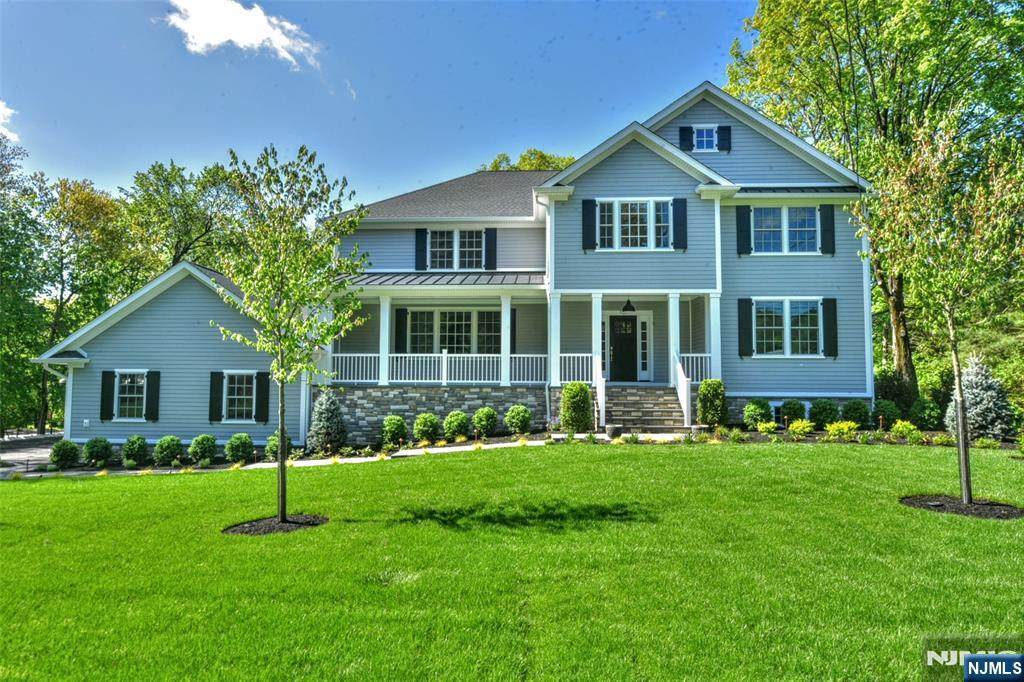 181 Crescent Avenue - Photo 1