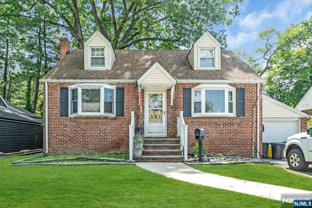 352 Birchwood Road - Photo 1