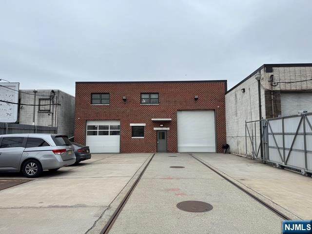 21 Ise Street - Photo 1