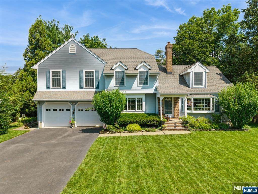 76 Mountain Avenue - Photo 1