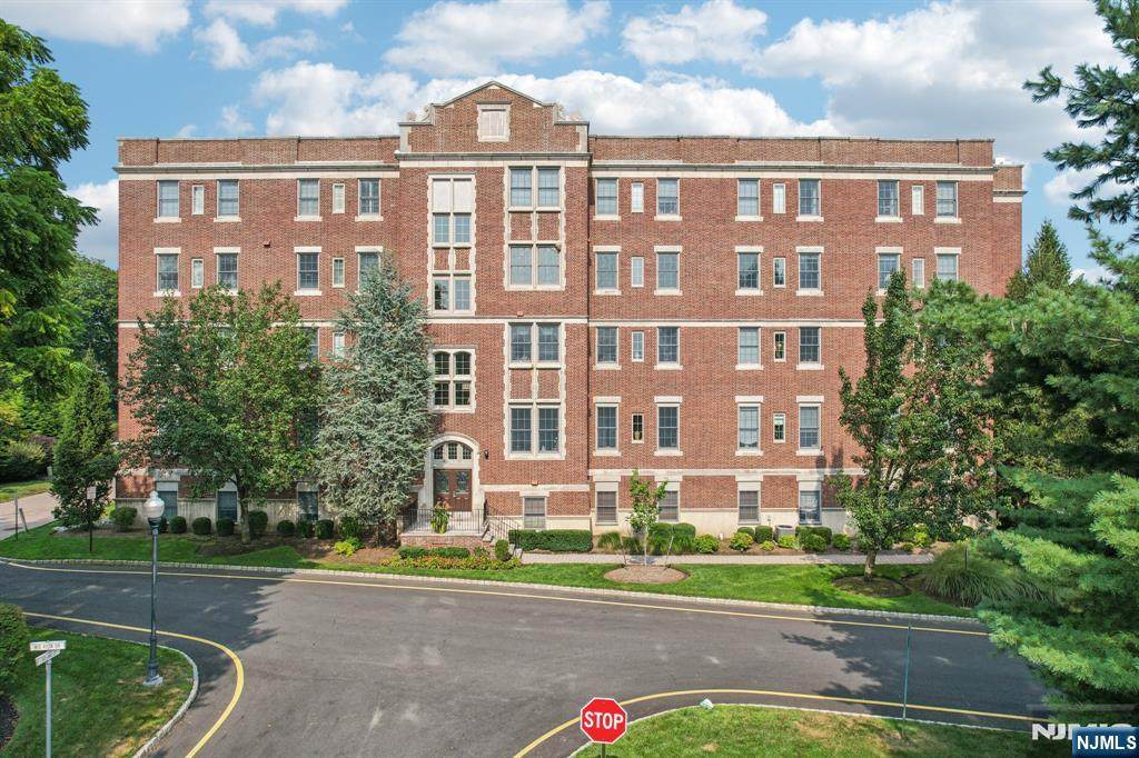 5104 Rio Vista - Photo 1