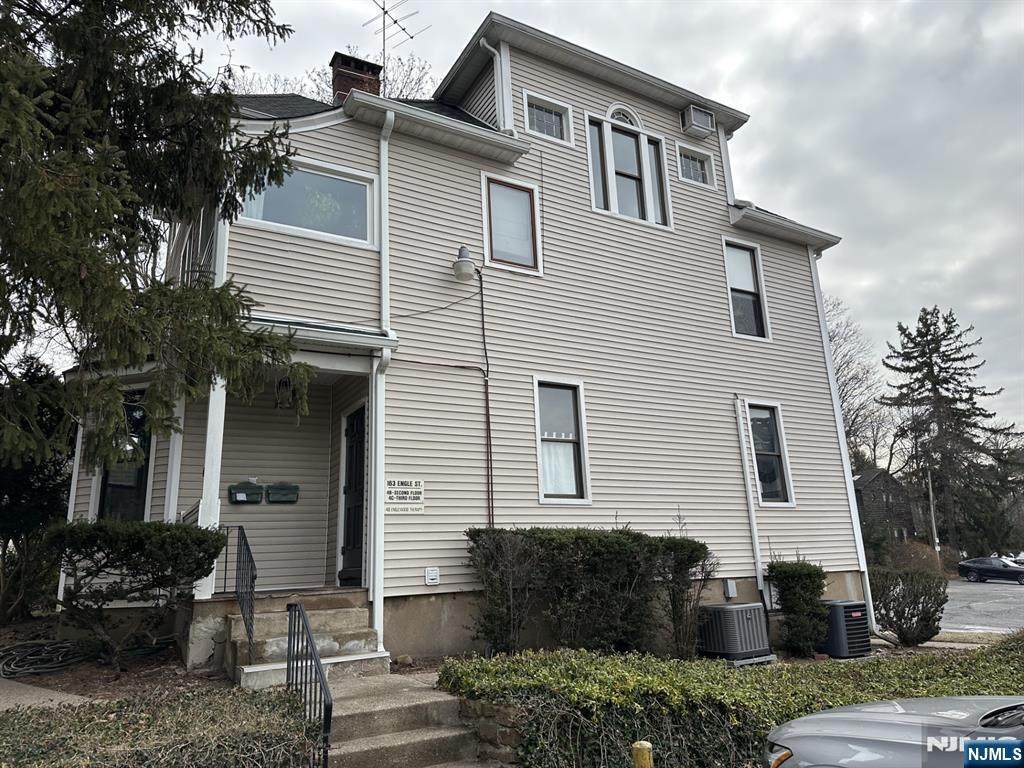 60 Chestnut - Photo 1