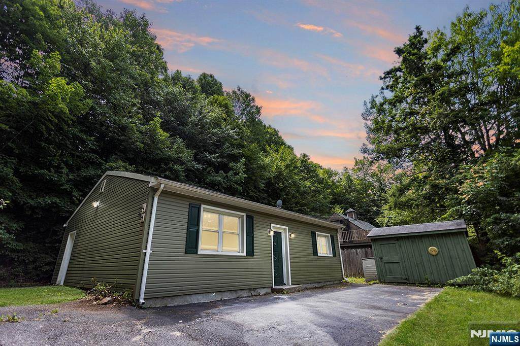 74 Riverside Road - Photo 1