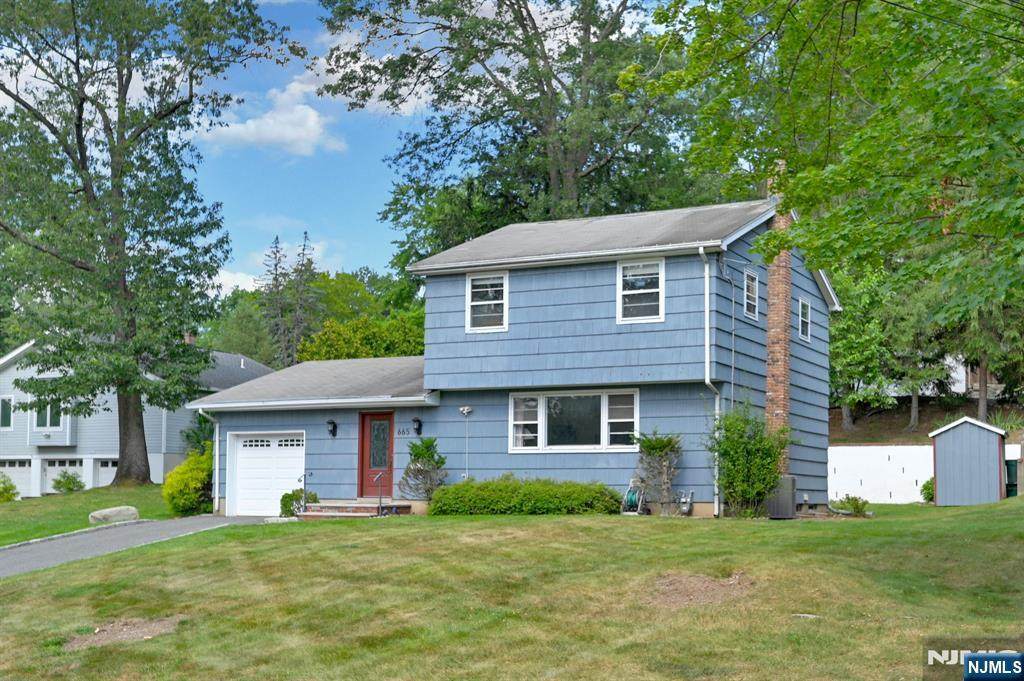 665 Calvin Street - Photo 1