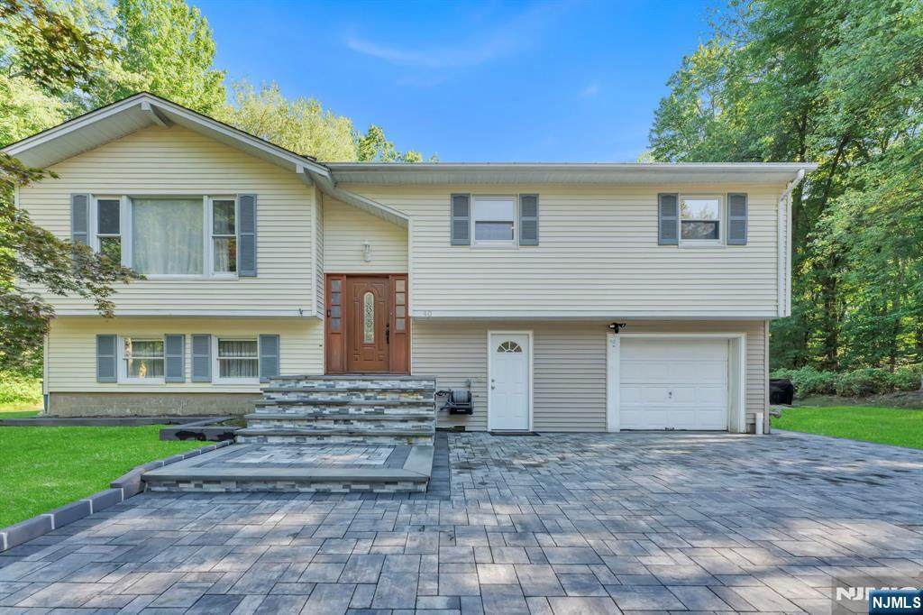 40 Newark Avenue - Photo 1