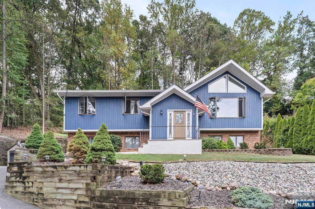 800 Van Emburgh Avenue - Photo 1