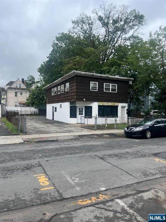 288 Amherst Street - Photo 1