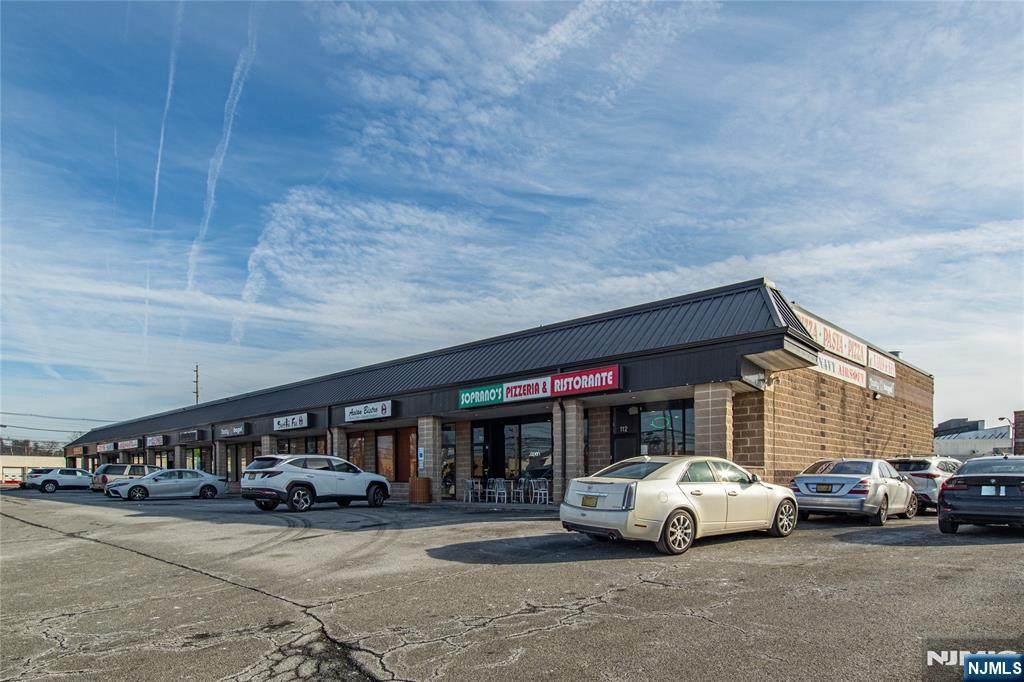 400 Minnisink Road - Photo 1