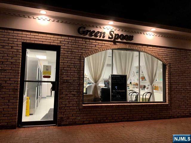 56 Homans Avenue - Photo 1