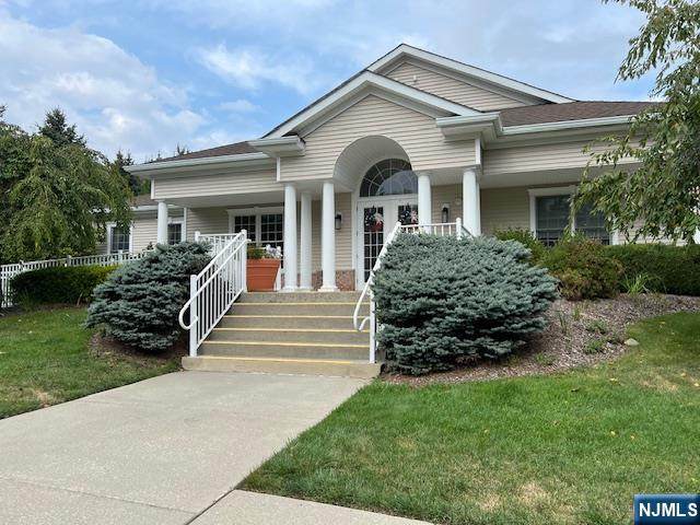 7 Ridgeview Lane - Photo 1