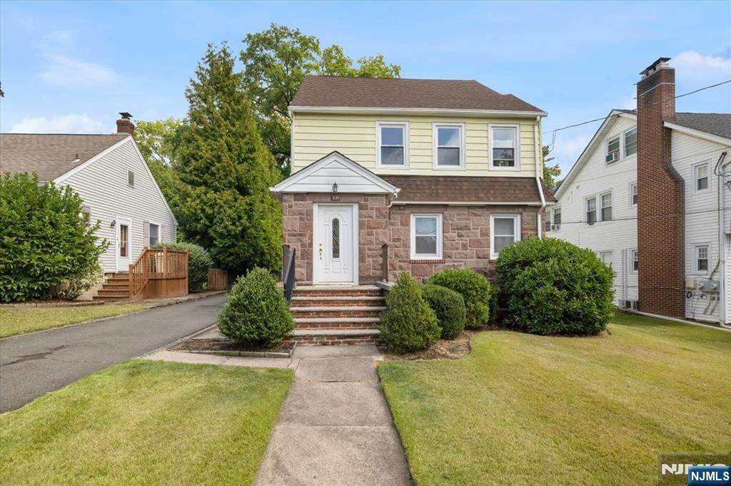 331 Gilbert - Photo 1