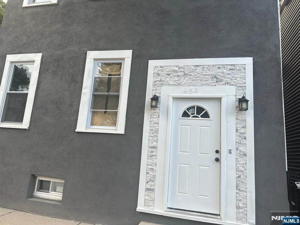 456 Harrison Street - Photo 1