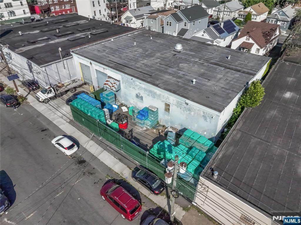 347 22nd Street - Photo 1