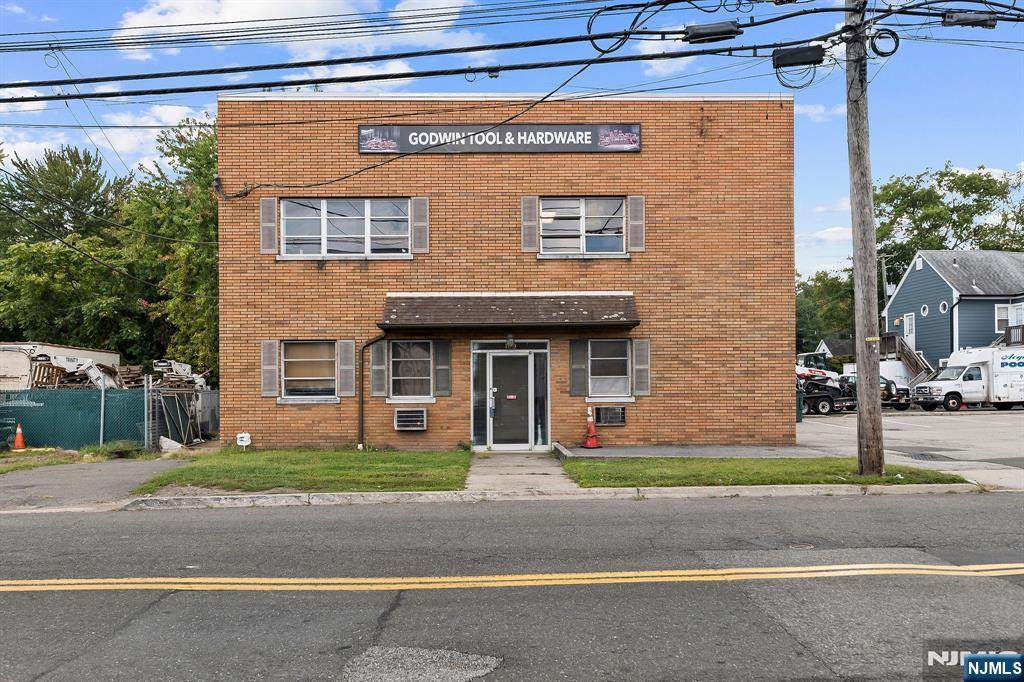 189 Greenwood Avenue - Photo 1