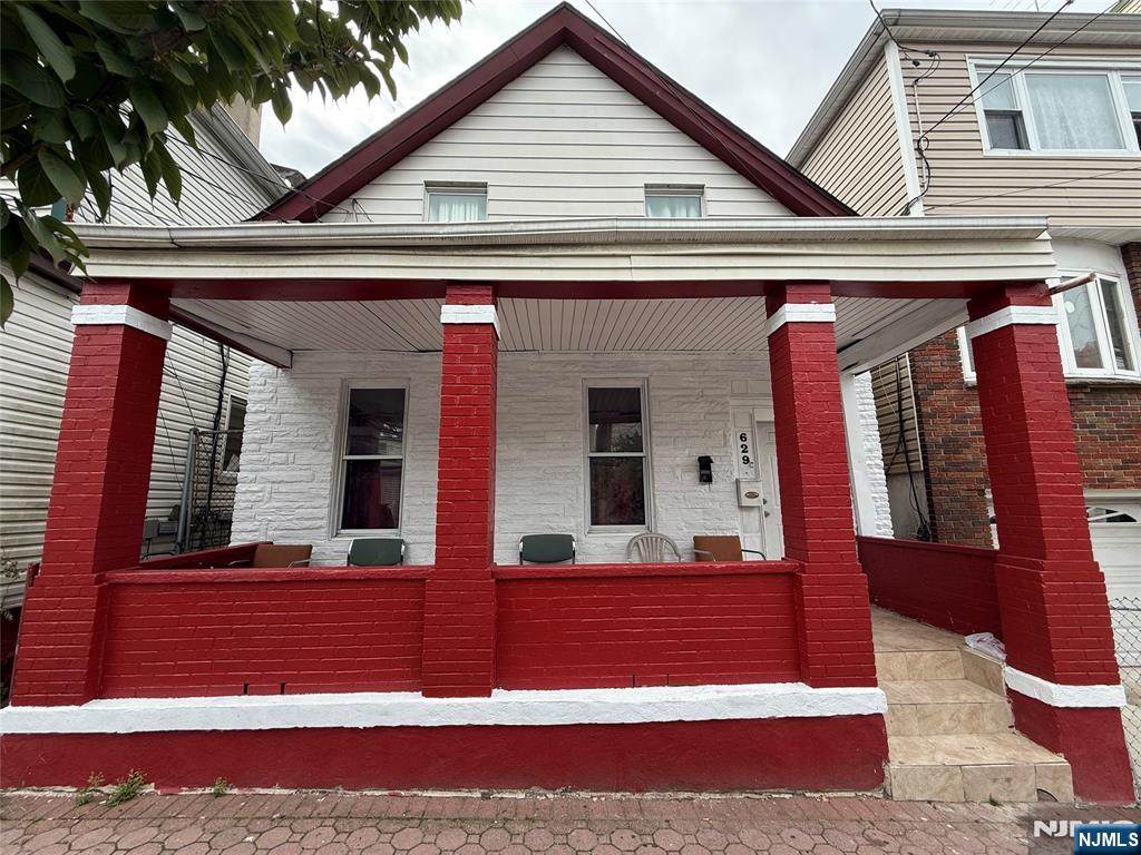 629 61st Street - Photo 1