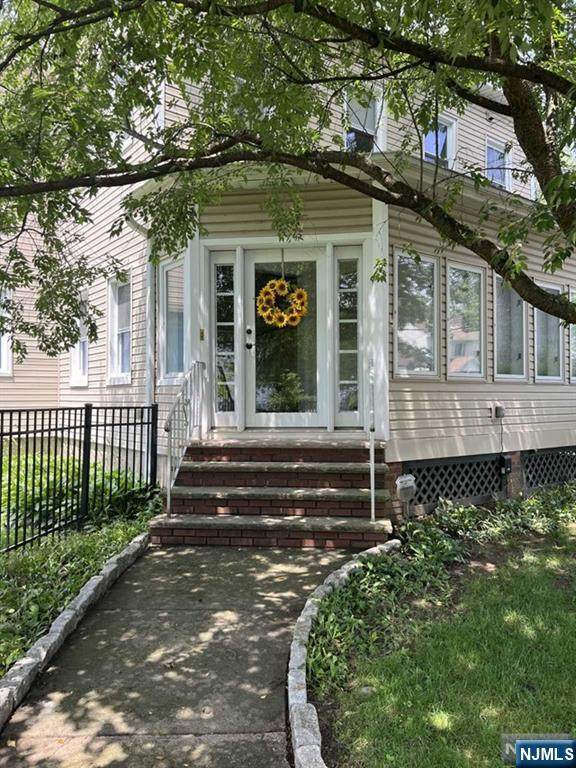 211 Paterson - Photo 1