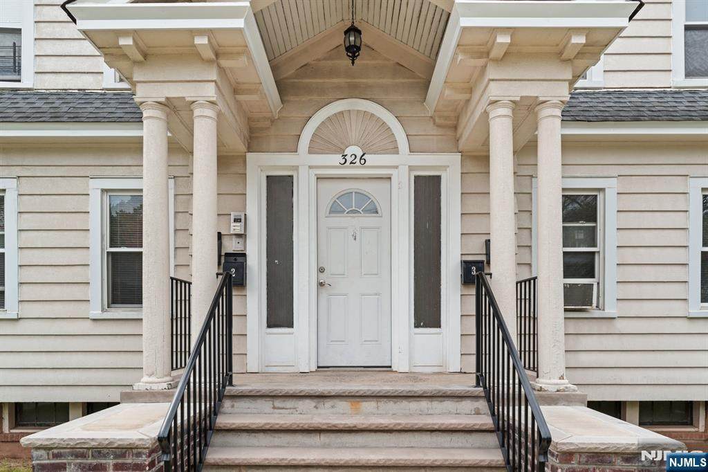 326 Mercer Avenue - Photo 1