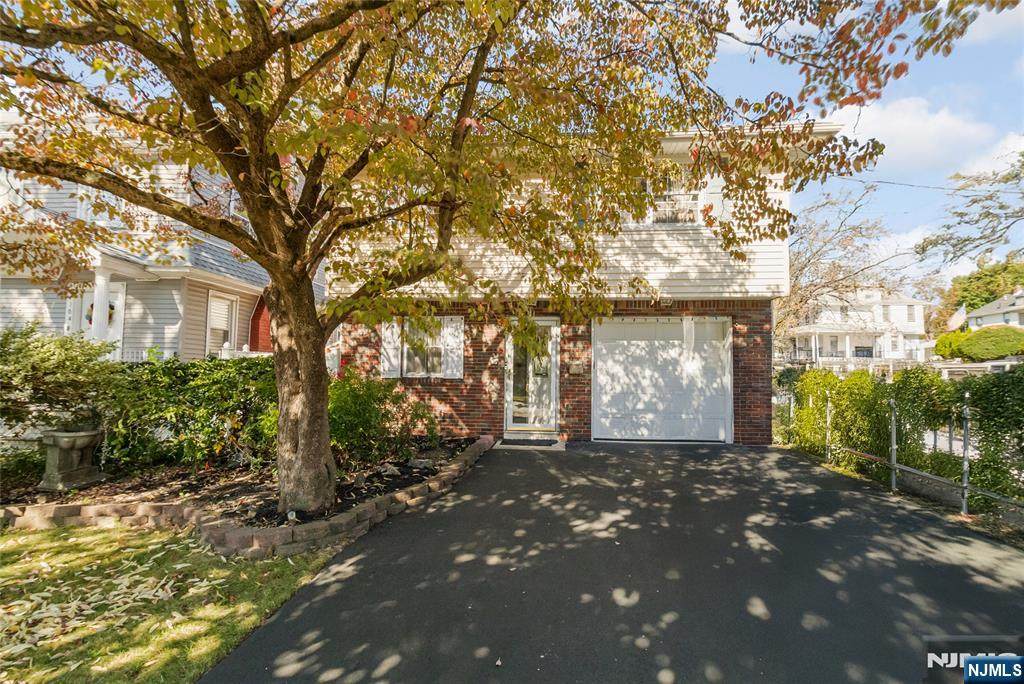 168 Hudson Avenue - Photo 1