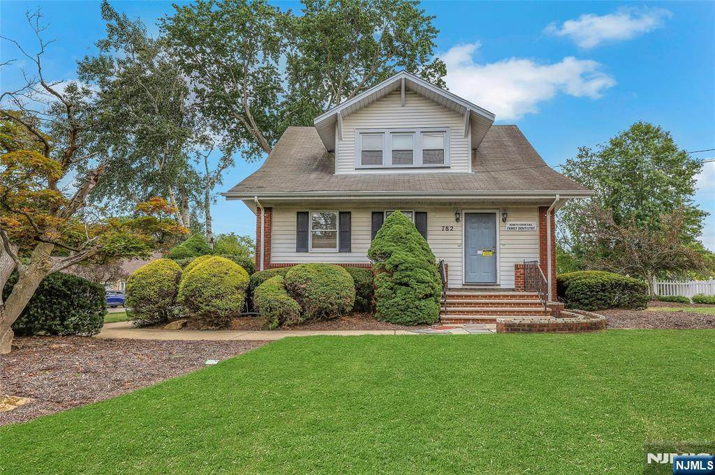 782 Valley Road - Photo 1