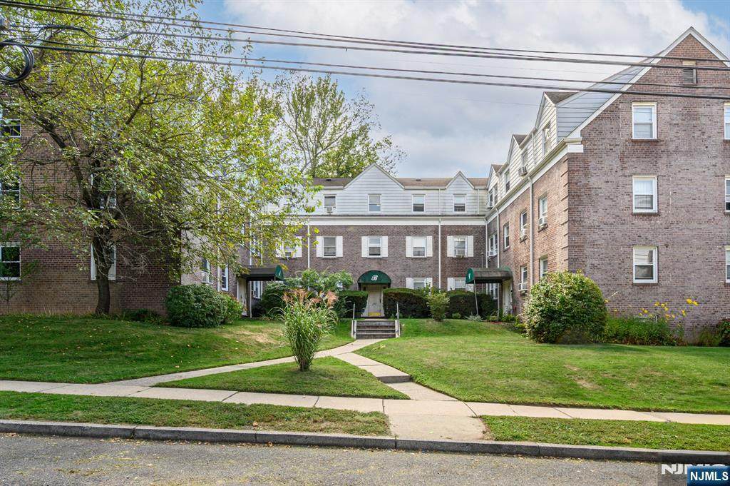 140 Englewood Avenue - Photo 1