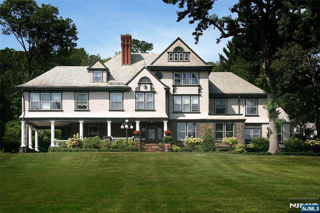 74 Mountain Avenue - Photo 1