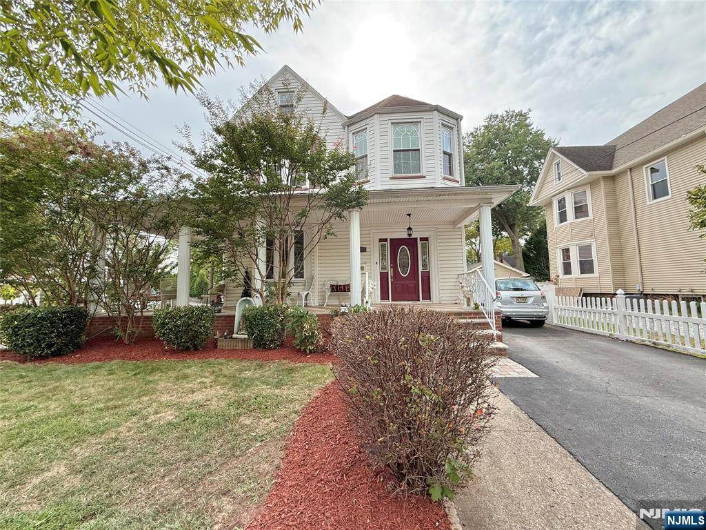 33 Newell Avenue - Photo 1